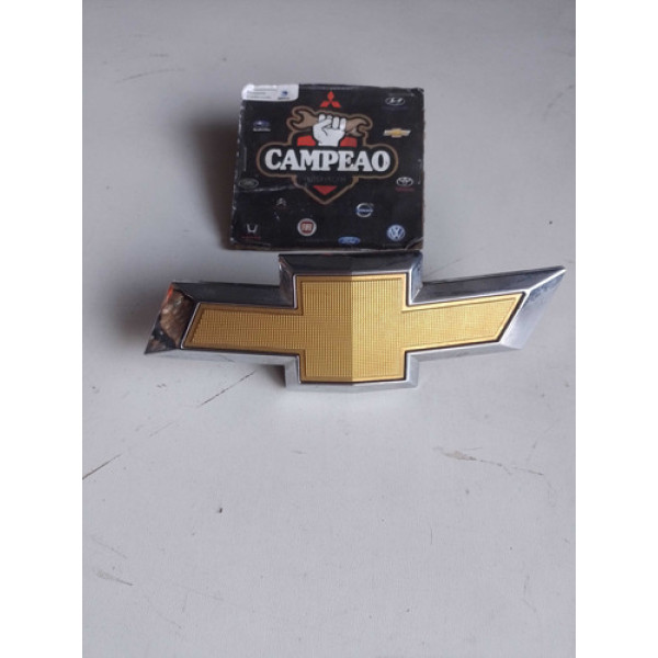 Emblema Parachoque Dianteiro Chevrolet Onix 2019/2021