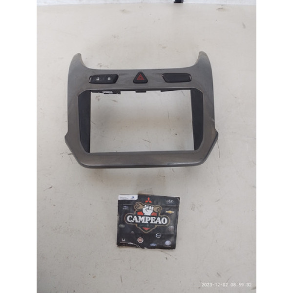 Moldura Painel Central Radio Chevrolet Spin 2014