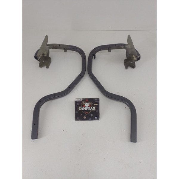 Par Dobradiça Tampa Traseira Nissan Versa 2016