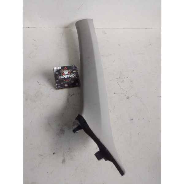 Acabamento Moldura Parabrisa Esquerdo Toyota Corolla 2017