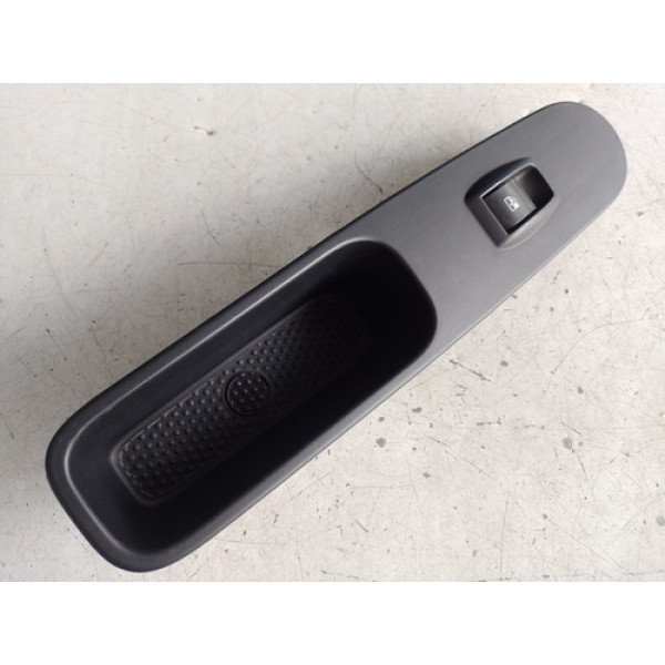 Botão Vidro Dianteiro Direito   Moldura Fiat Mobi 2019