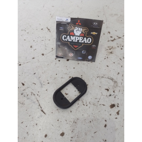 Acabamento Limitador Traseiro Esquerdo Jeep Renegade 2016