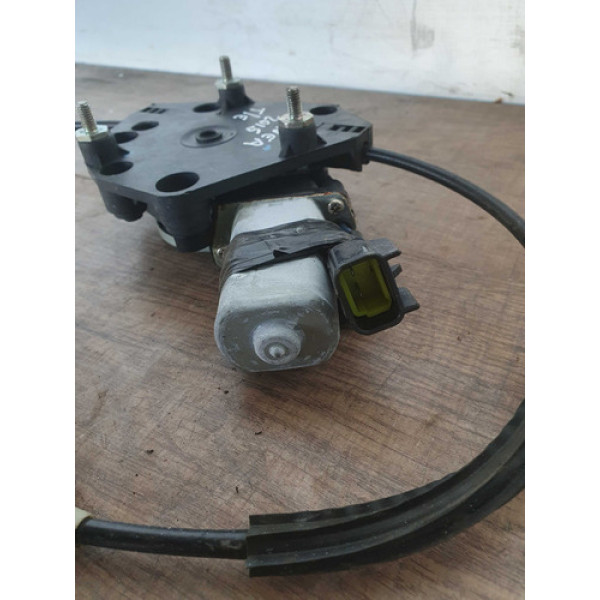 Máquina Vidro Traseira Esquerda Fiat Linea 2015