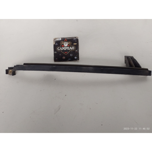 Guia Vidro Traseiro Direito Hyundai I30 2010