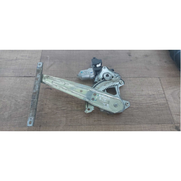 Máquina Vidro Traseira Esquerda Nissan Livina 2012 