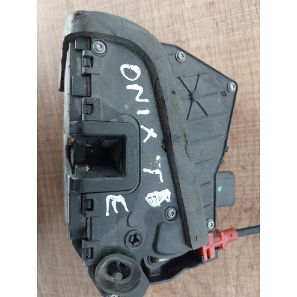 Fechadura Traseira Esquerda Gm Onix 2017