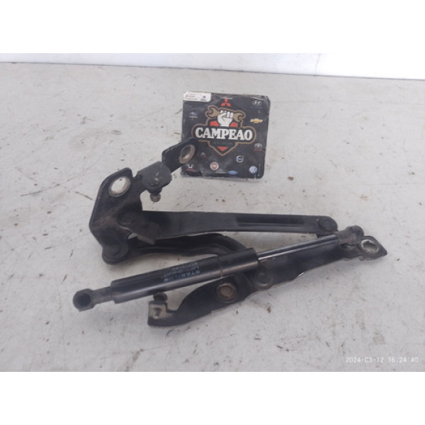 Amortecedor Tampa Traseira Nissan Sentra 2008