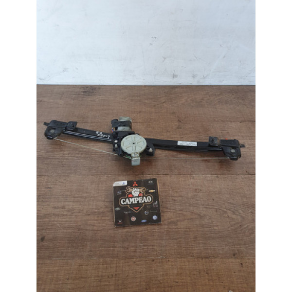 Máquina Vidro Dianteira Direita Fiat Linea 2016