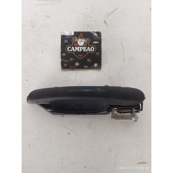 Maçaneta Externa Dianteira Direita Fiat Mobi 2017 C Detalhe