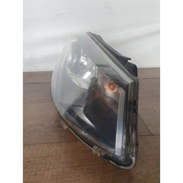 Farol Direito Volkswagen Gol Saveiro Voyage Fox G5 2010