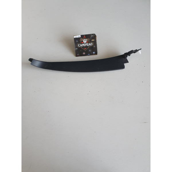 Acabamento Porta Traseira Esquerda Toyota Corolla 2021