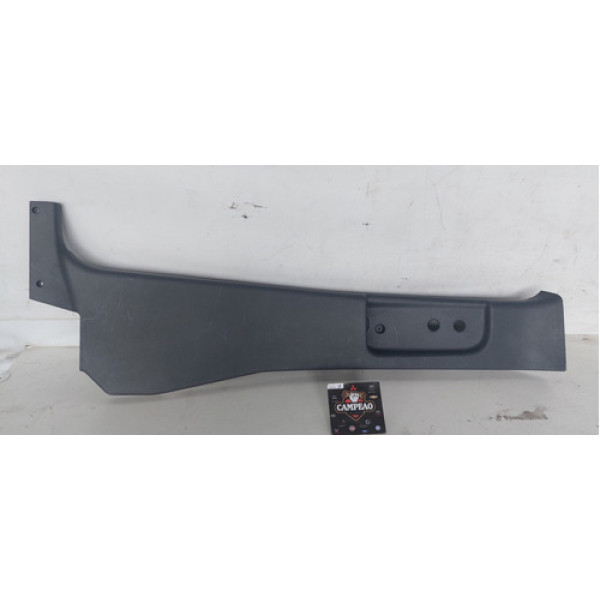 Moldura Acabamento Superior Cinto Direito Fiat Fiorino 2014