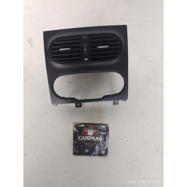 Difusor Ar Central Fiat Strada 2013 C Detalhe 