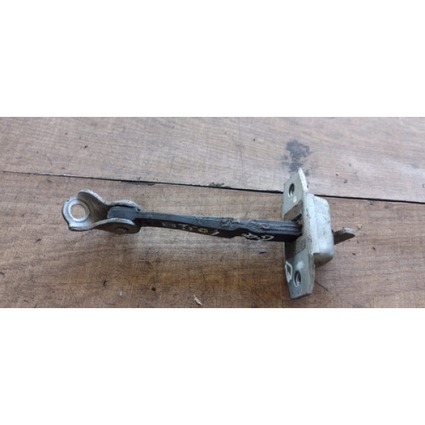 Limitador Porta Dianteira Direita Toyota Etios 2014