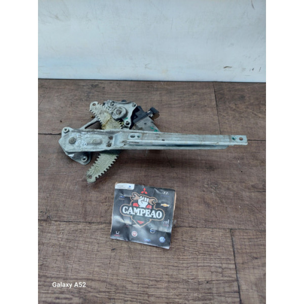 Máquina Vidro Traseira Direita Nissan Versa 2018