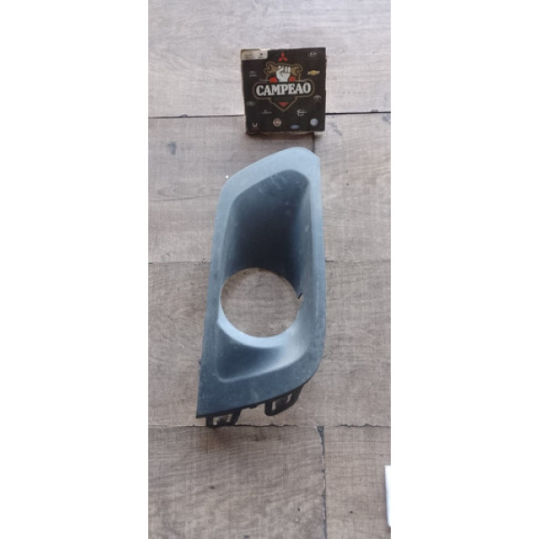 Acabamento Milha Para-choque Esquerdo Chevrolet Prisma 2017