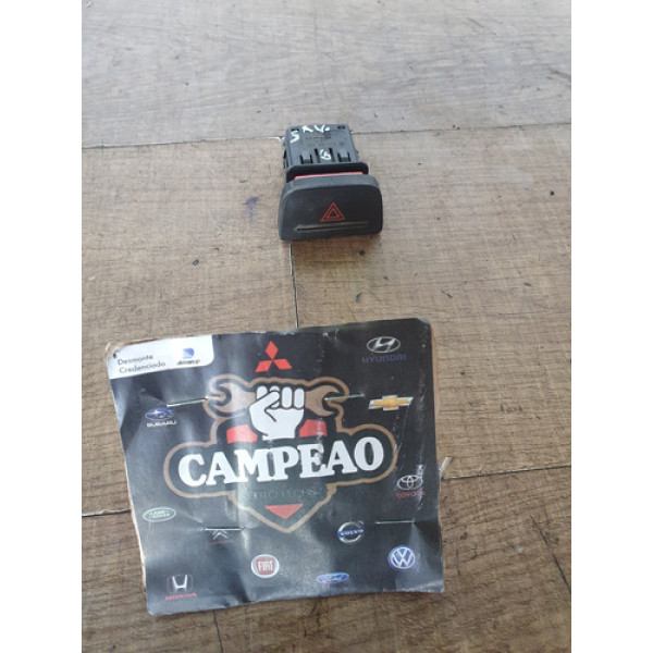 Botão Pisca Alerta Volkswagen Saveiro 2016