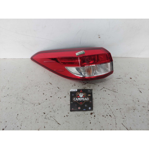 Lanterna Esquerda Toyota Yaris Sedan 2019