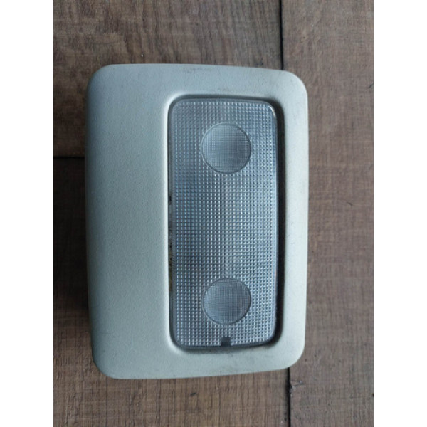 Luz Cortesia Fiat Strada 2010 