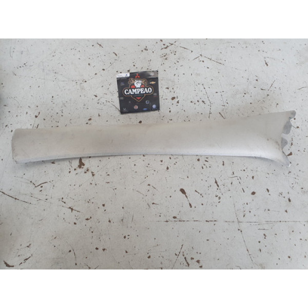 Acabamento Esquerdo Coluna Parabrisa Fiat Strada 2012