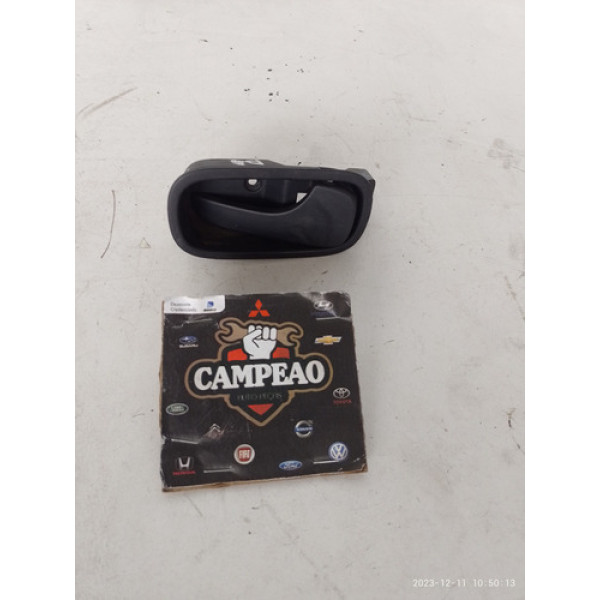 Maçaneta Interna Dianteira Direita Fiat Mobi 2017