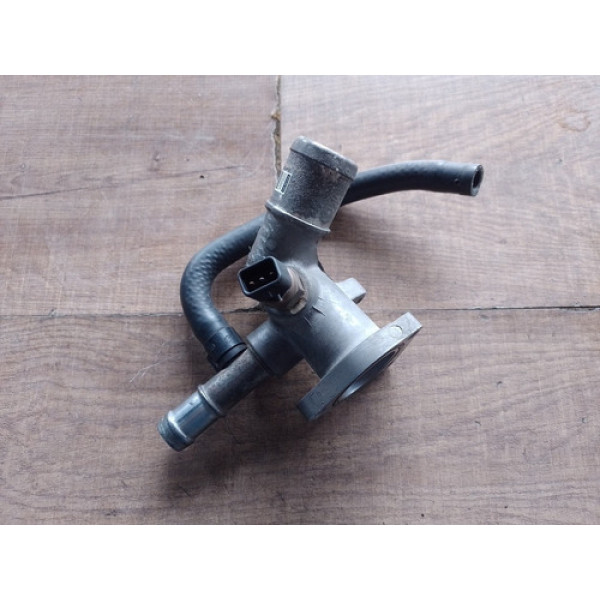 Carcaça Válvula Termostática Hyundai Veloster 1.6 2012 