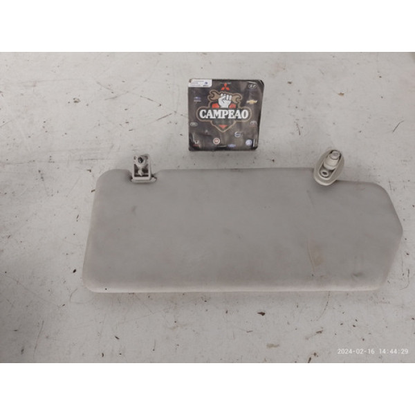 Quebra Sol Esquerdo Fiat Uno 2010