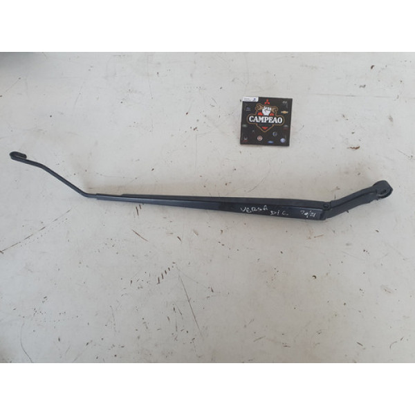 Braço Limpador Dianteiro Direito Nissan Versa 1.6 2020 