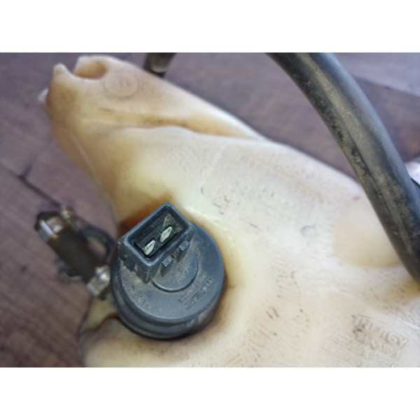 Reservatório Gasolina Renault Symbol 1.6 2010