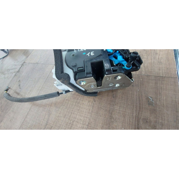 Fechadura Traseira Esquerda Hyundai Elantra 2012