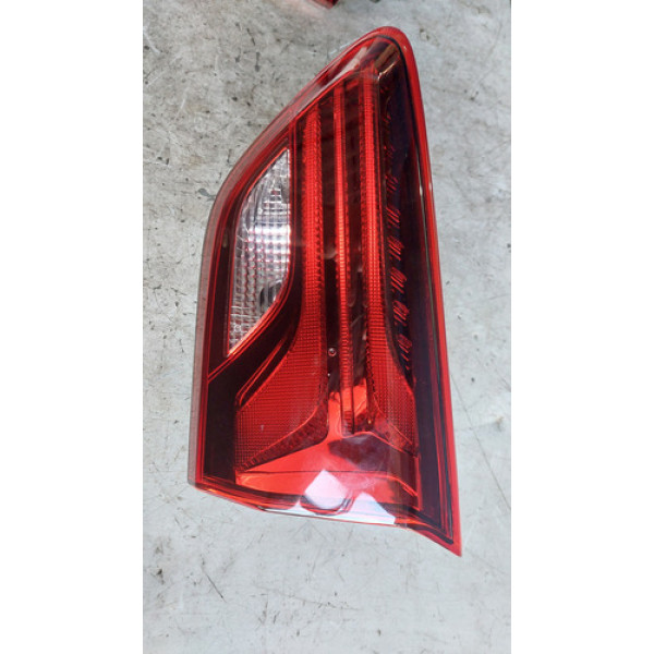 Lanterna Direita Da Tampa Onix 2022 1.0 Automático 