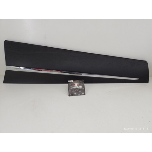 Aplique Dianteira Esquerda C/detalhe Renault Captur 1.6 2019
