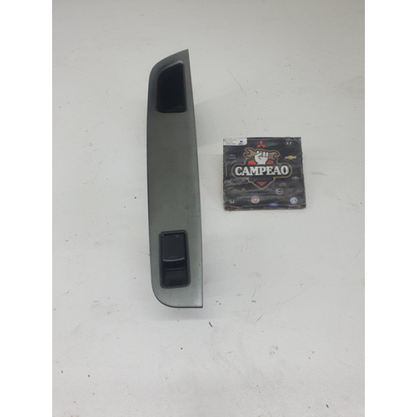 Botao Vidro Traseiro Esquerdo Nissan Livina 2012