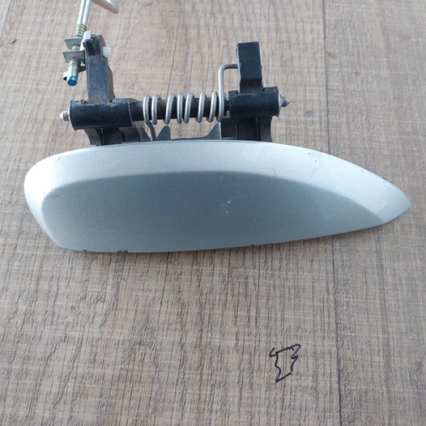 Macaneta Externa Dianteira Esquerda Sandero 2015 