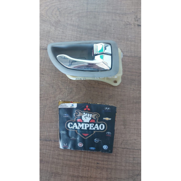 Maçaneta Interna Cromada Azera 2009 Dianteira Direita 