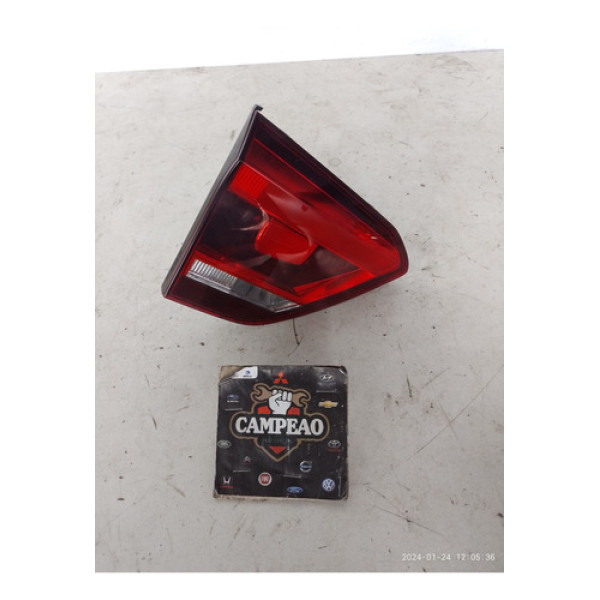 Lanterna Esquerda Volkswagen Fox 2016