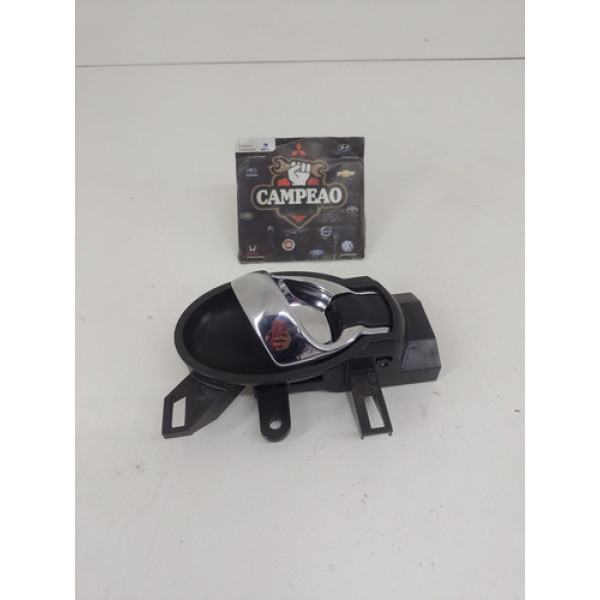 Maçaneta Interna Dianteira Direita Nissan Versa 2016