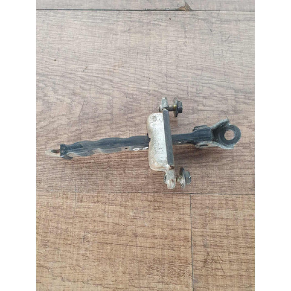 Limitador Porta Dianteira Esquerda Hyundai Hb20 2017