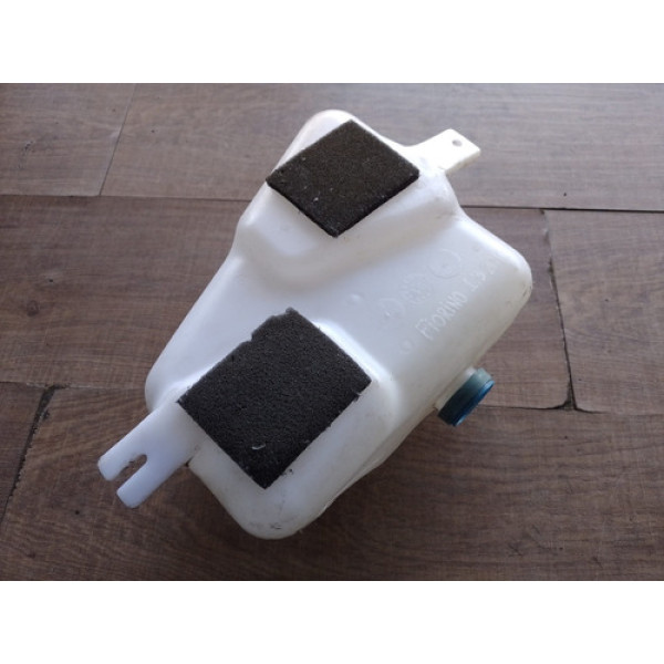 Reservatório Água Limpador Fiat Fiorino 1.3 2010 Paralelo