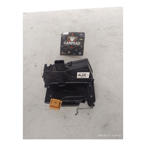 Fechadura Porta Dianteira Esquerda Chevrolet Onix 2016