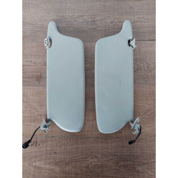 Para De Quebra-sol Saveiro G3 Com Detalhe