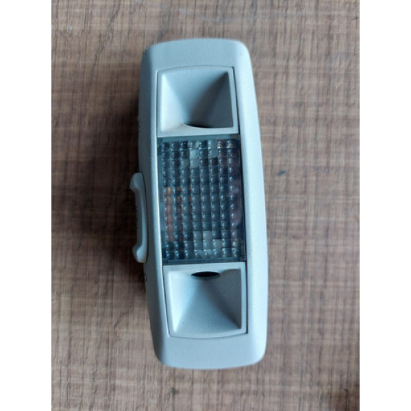 Luz Cortesia Lateral Volkswagen Golf 2001 