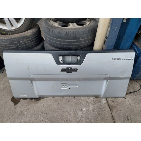 Tampa Traseira Gm Montana 2014 A 2019 C Detalhe 