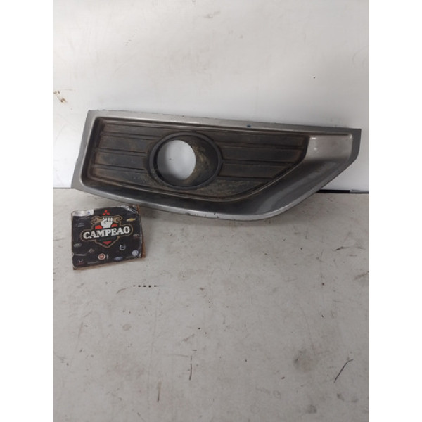 Moldura Farol Milha Direito Renault Sandero 2018