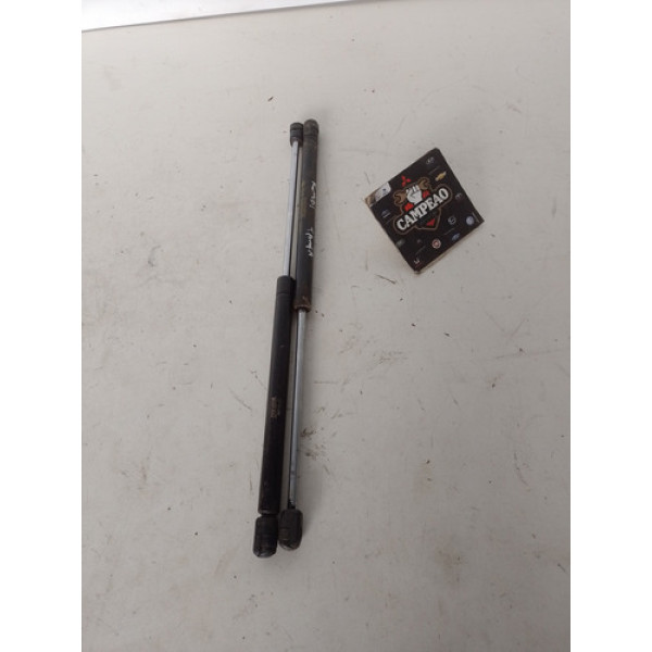 Par Amortecedor Tampa Traseira Volkswagen Kombi 2004 