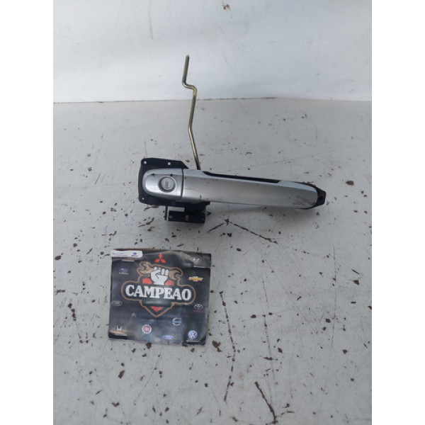 Maçaneta Externa Dianteira Esquerda Toyota Corolla 2008