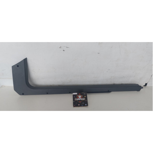 Acabamento Soleira Dianteira Direita Fiat Fiorino 2016