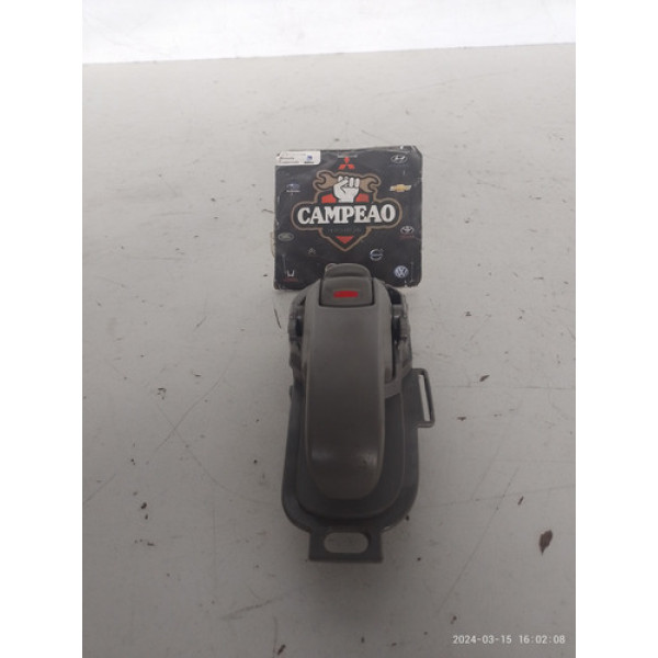 Maçaneta Interna Dianteira Direita Nissan Livina 2012