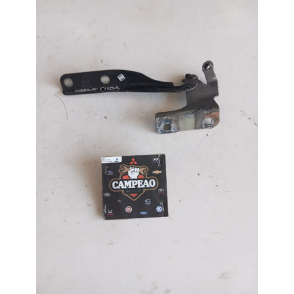 Braço Direito Capô Nissan Tiida 2010