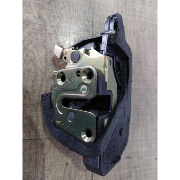 Fechadura Dianteira Direita Sentra 2012